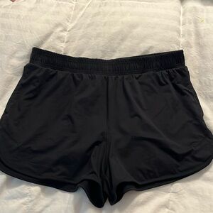 Target active shorts